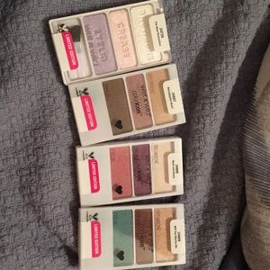BNIB discontinued wet n wild trios